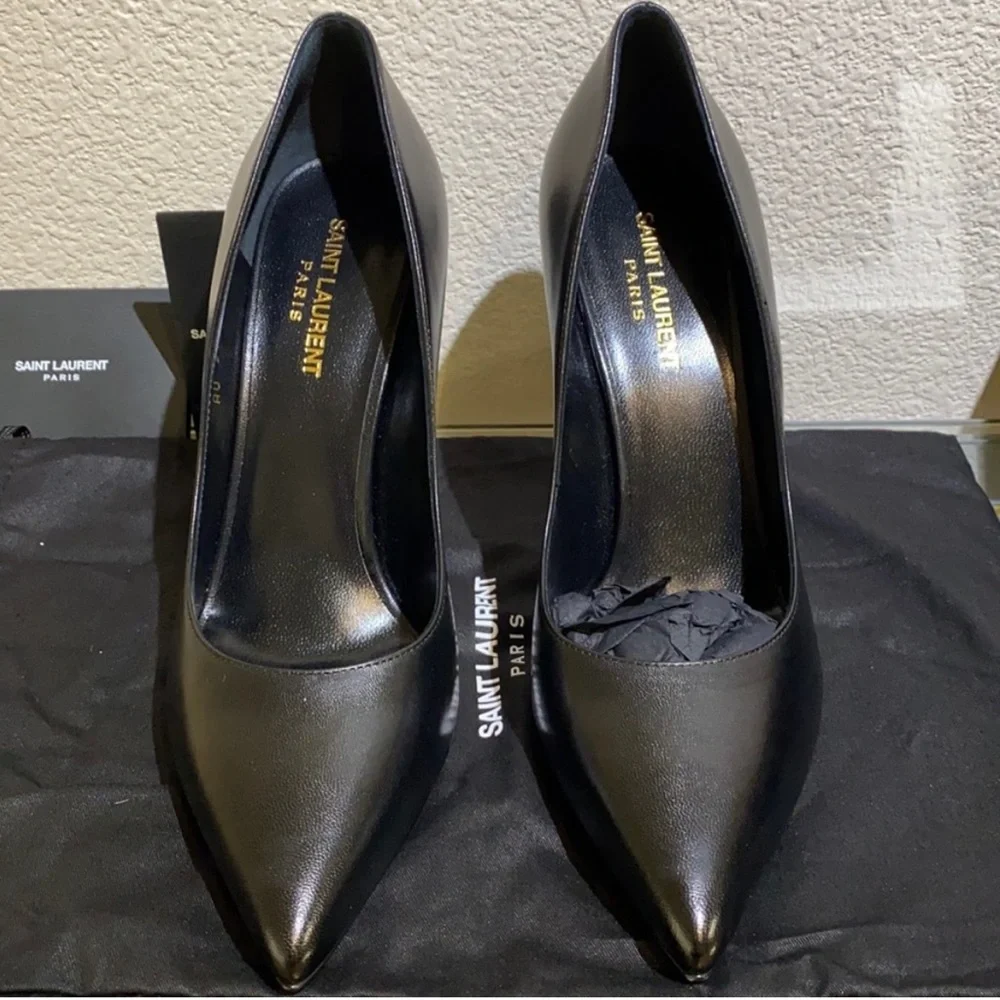 Saint Laurent black leather heels size 39.5 euro - Picture 1 of 6